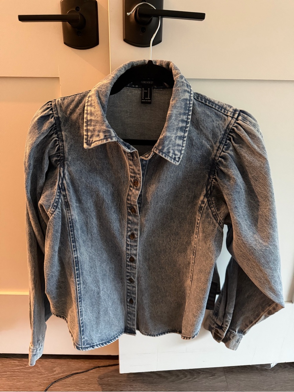 Forever 21 Button-Front Puff Sleeve Denim Shirt